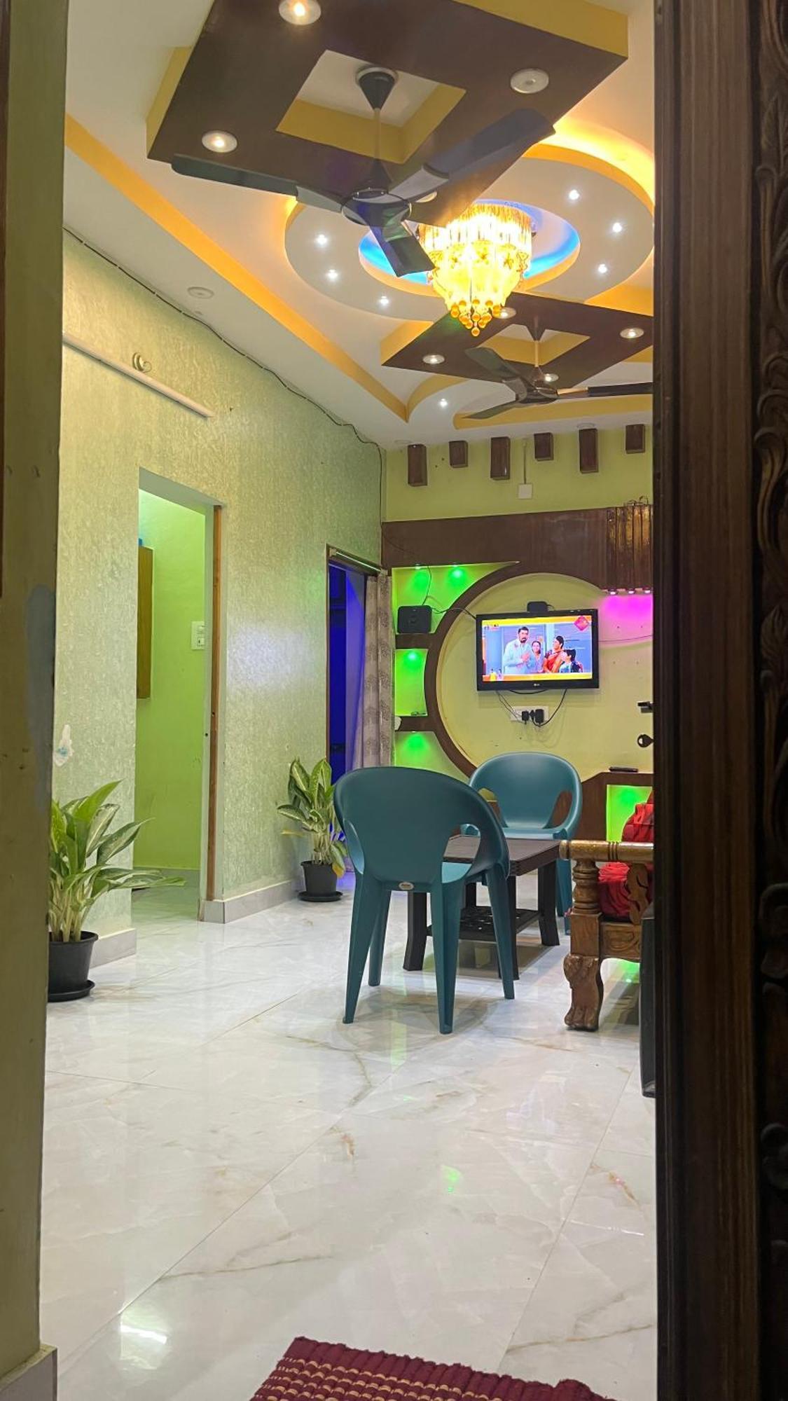 Sm Home Stay 1 Tirupati Esterno foto